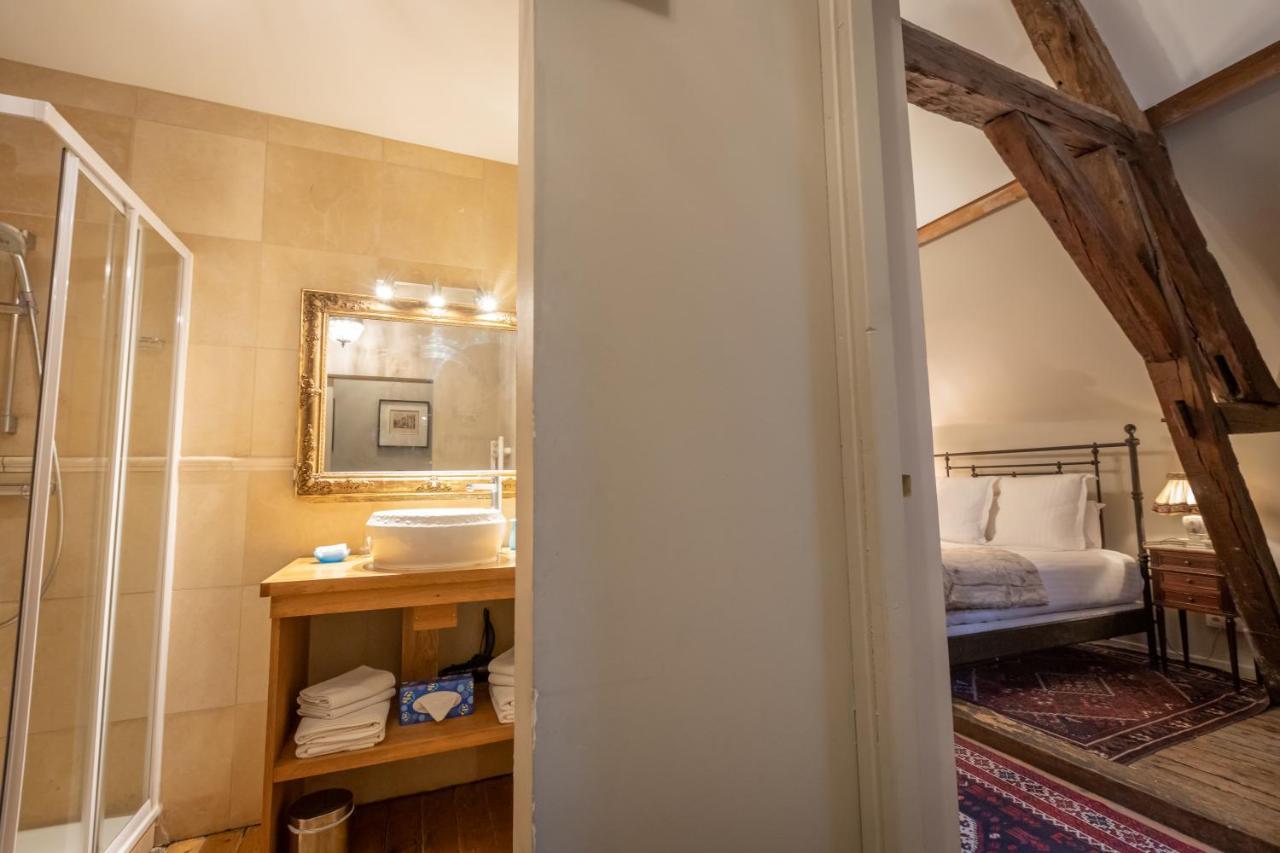 L'Hotel De Panette, Entree Sainte Chapelle - Cathedrale Bourges Ngoại thất bức ảnh