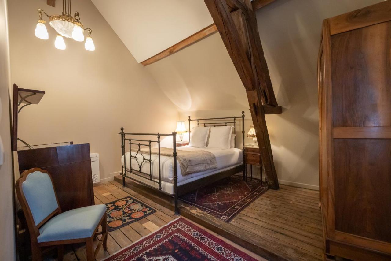 L'Hotel De Panette, Entree Sainte Chapelle - Cathedrale Bourges Ngoại thất bức ảnh